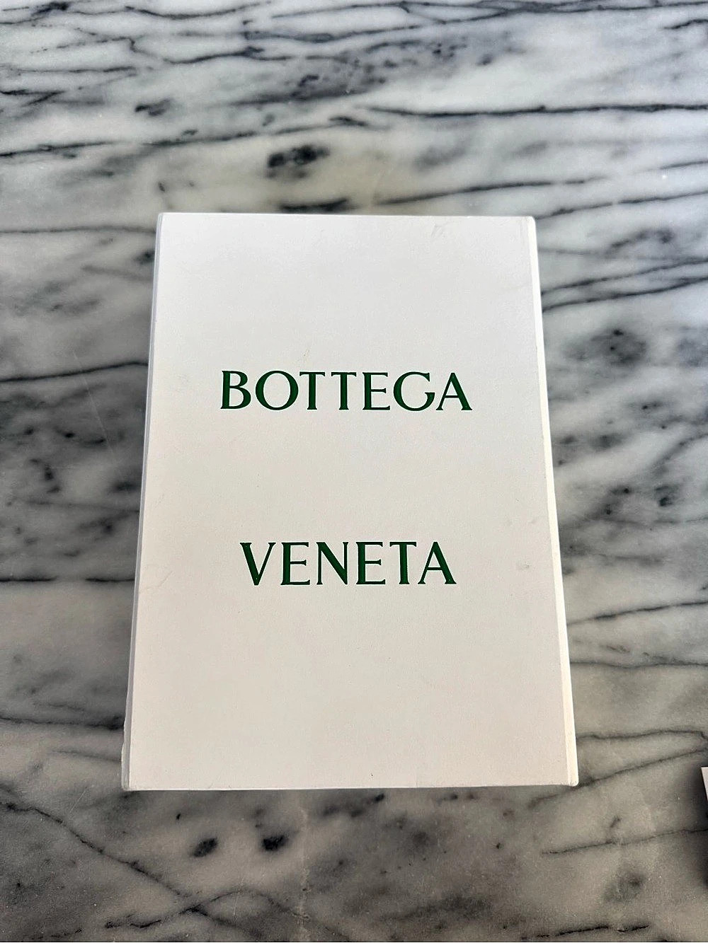 🟢⚪️Bottega Veneta Box
